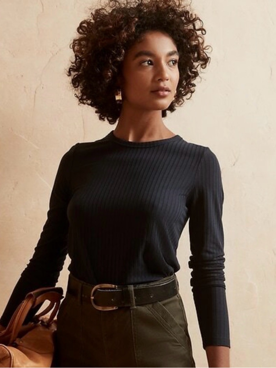 Banana Republic Soft Knit Long Sleeve - Navy
